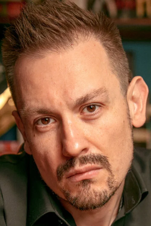 Максим Волков